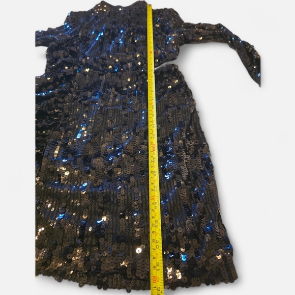 GUESS Tessa Long Sleeve Sequin Cut Out Dress Size 4 - Picture 7 of 10